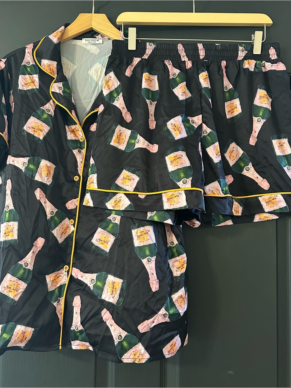 Women’s Black Champagne-Print Short Pajama Set with Yellow Piping
